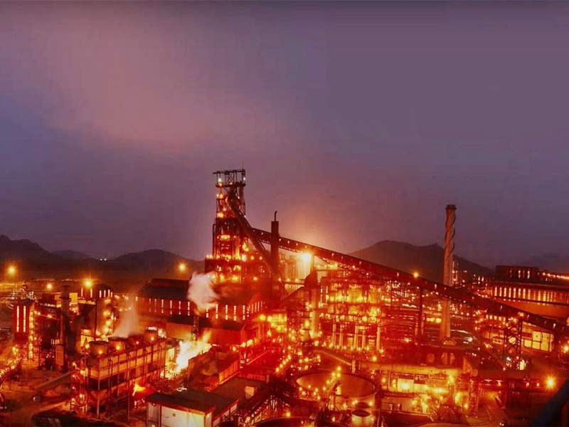 Машина для конвейерной системы сталелитейного завода