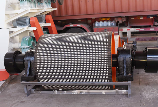 Шкив привода конвейера