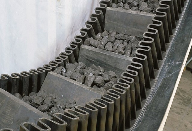 Ленточный конвейер с боковой стенкой KS