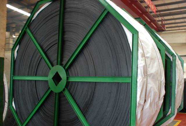 Ленточный конвейер со стальным кордом