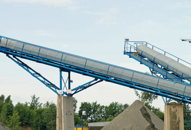 conveyor stone crushing and screening plant