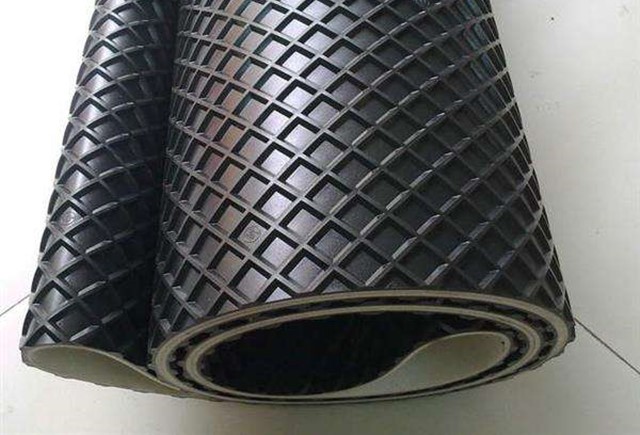 Узорчатая конвейерная лента